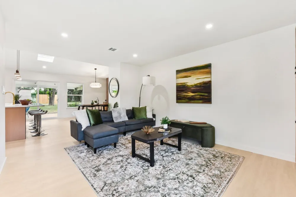 7503 Carriage Drive Austin, TX 78752