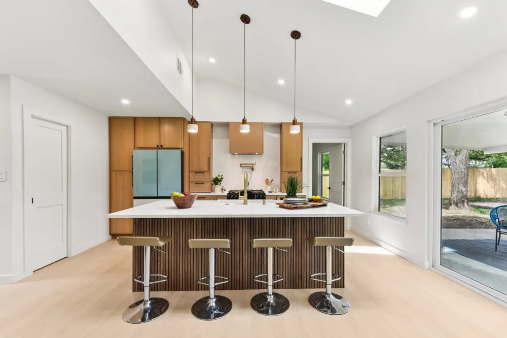 7503 Carriage Drive Austin, TX 78752