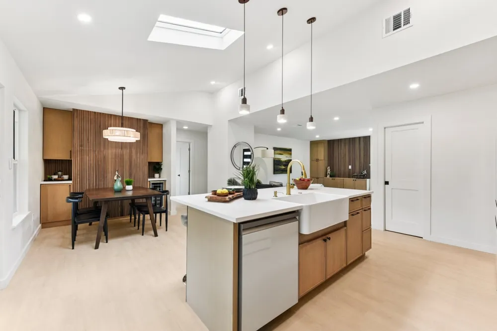 7503 Carriage Drive Austin, TX 78752