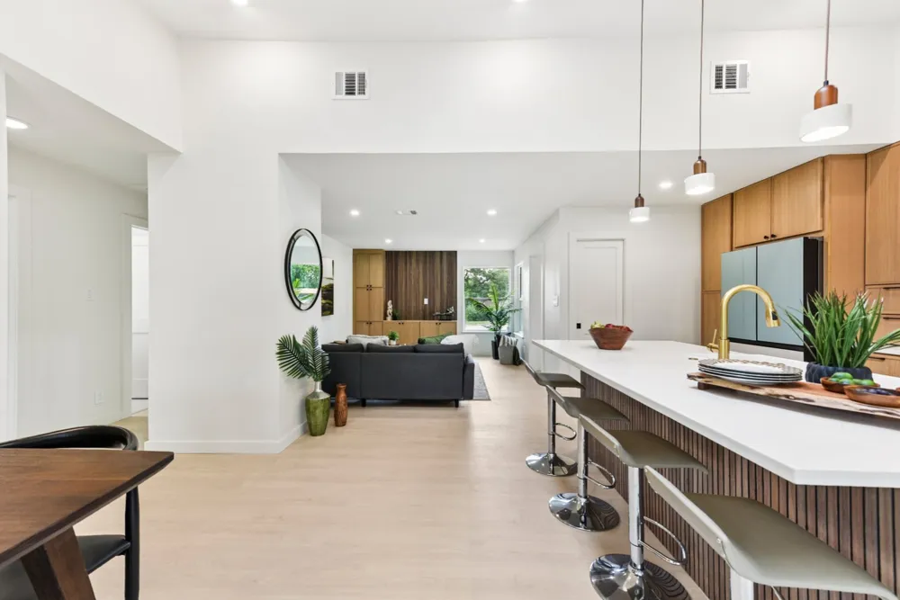 7503 Carriage Drive Austin, TX 78752