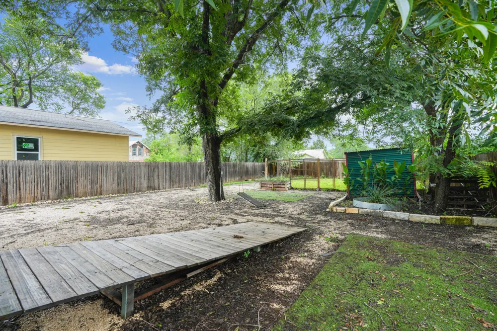 1655 Katy Street New Braunfels, TX 78130