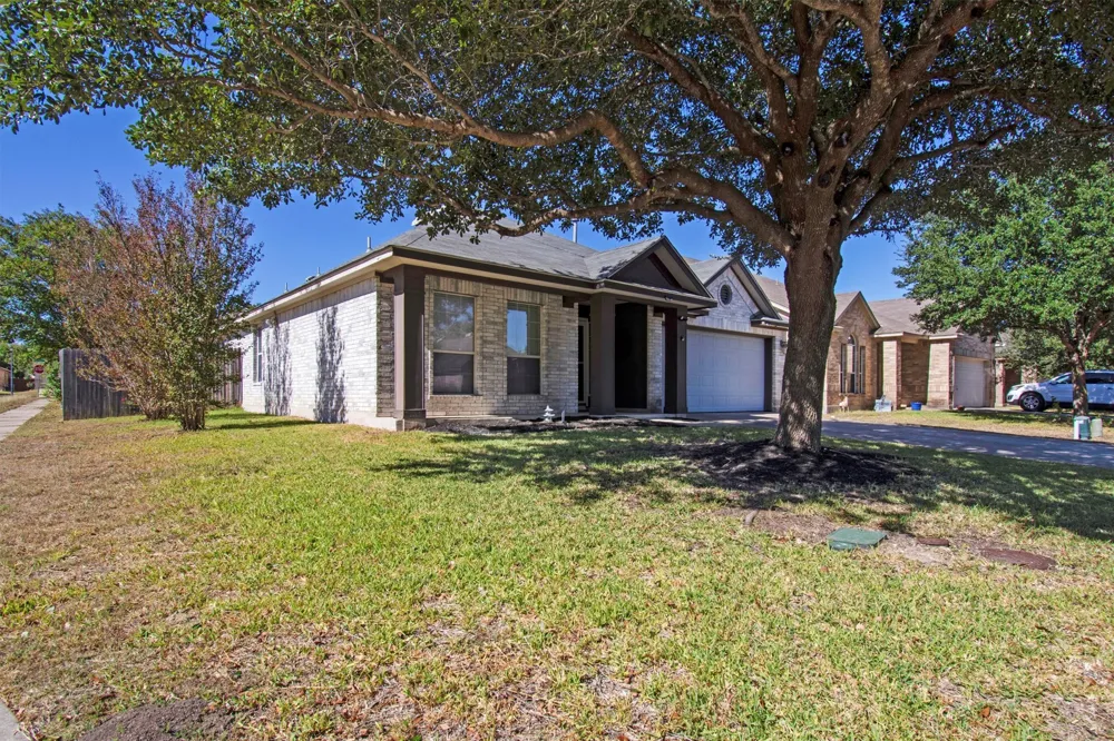 3300 Winding Shore Lane Pflugerville, TX 78660