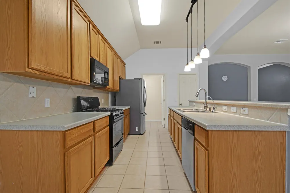 3300 Winding Shore Lane Pflugerville, TX 78660