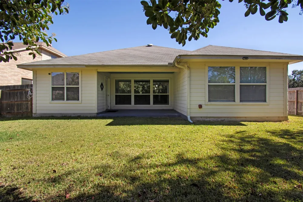 3300 Winding Shore Lane Pflugerville, TX 78660