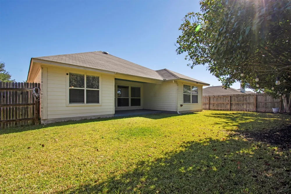 3300 Winding Shore Lane Pflugerville, TX 78660