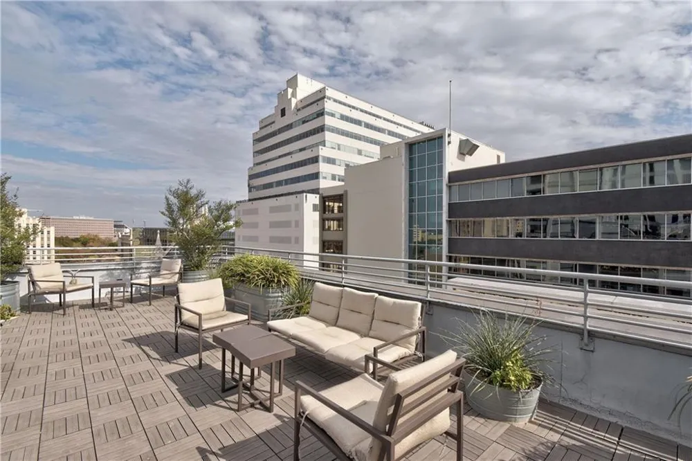 800 Brazos Street #705 Austin, TX 78701