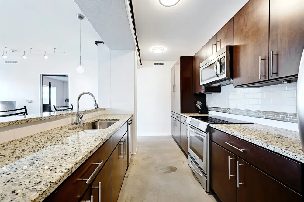 800 Brazos Street #705 Austin, TX 78701