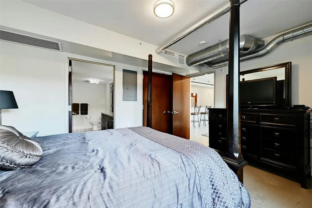 800 Brazos Street #705 Austin, TX 78701