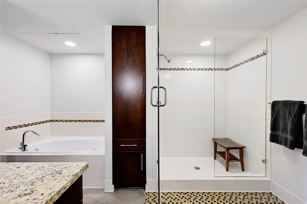800 Brazos Street #705 Austin, TX 78701