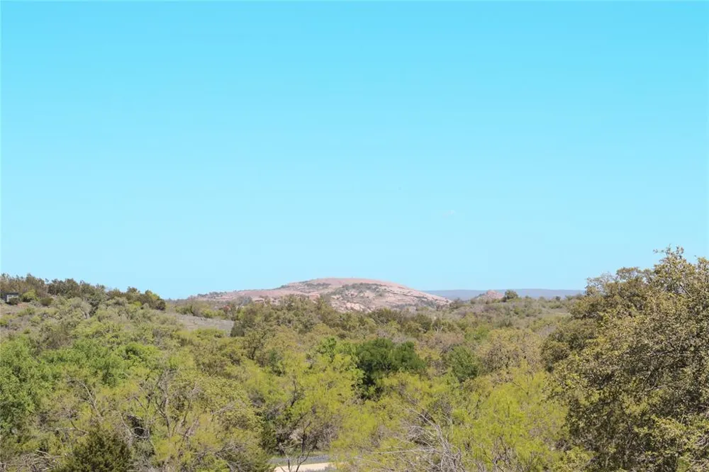 2655 Welgehausen Road Fredericksburg, TX 78624
