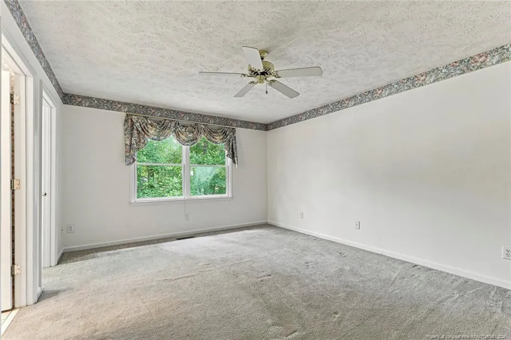 709 Essex Court Sanford, NC 27332