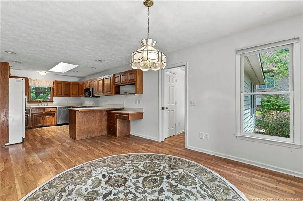 709 Essex Court Sanford, NC 27332