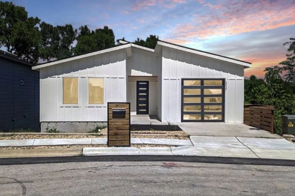 5010 Baker Street Austin, TX 78721