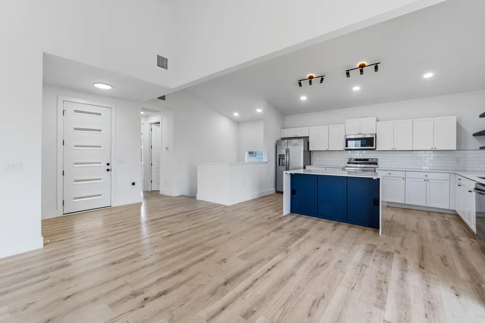 5010 Baker Street Austin, TX 78721