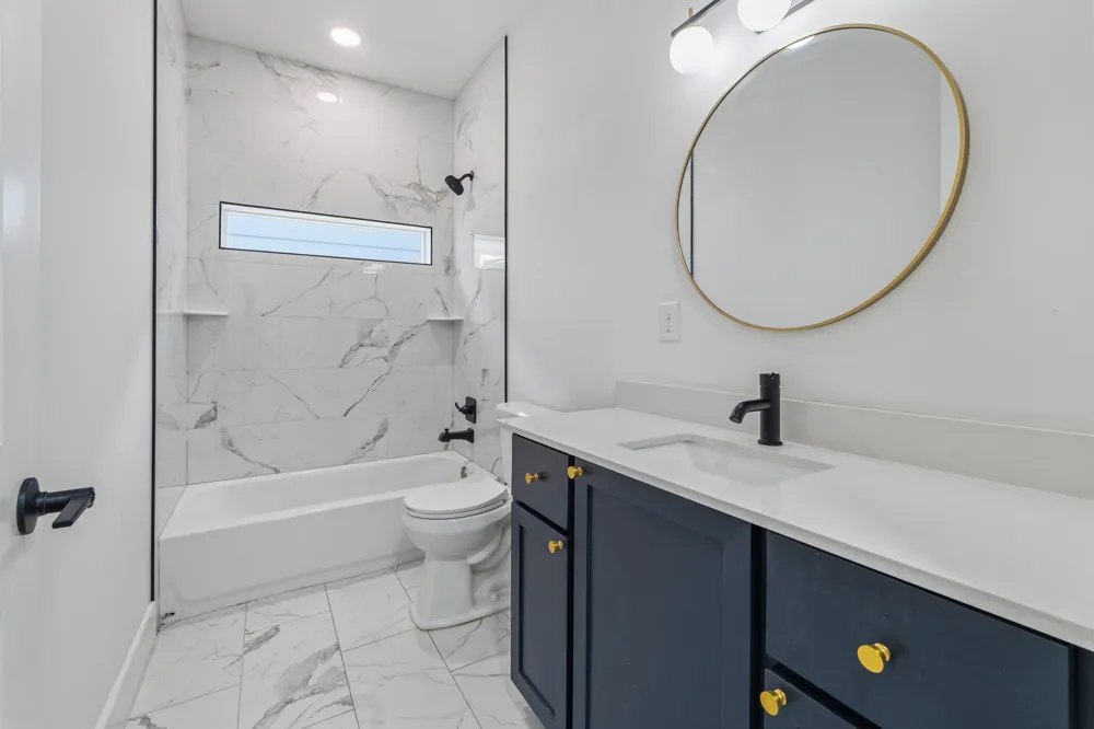 5010 Baker Street Austin, TX 78721