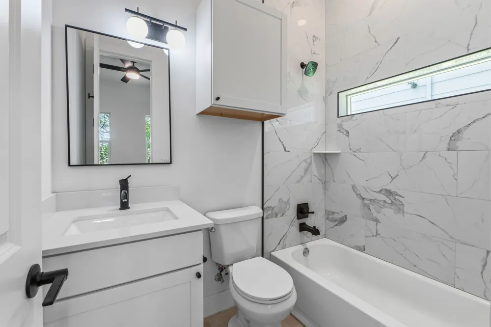 5010 Baker Street Austin, TX 78721