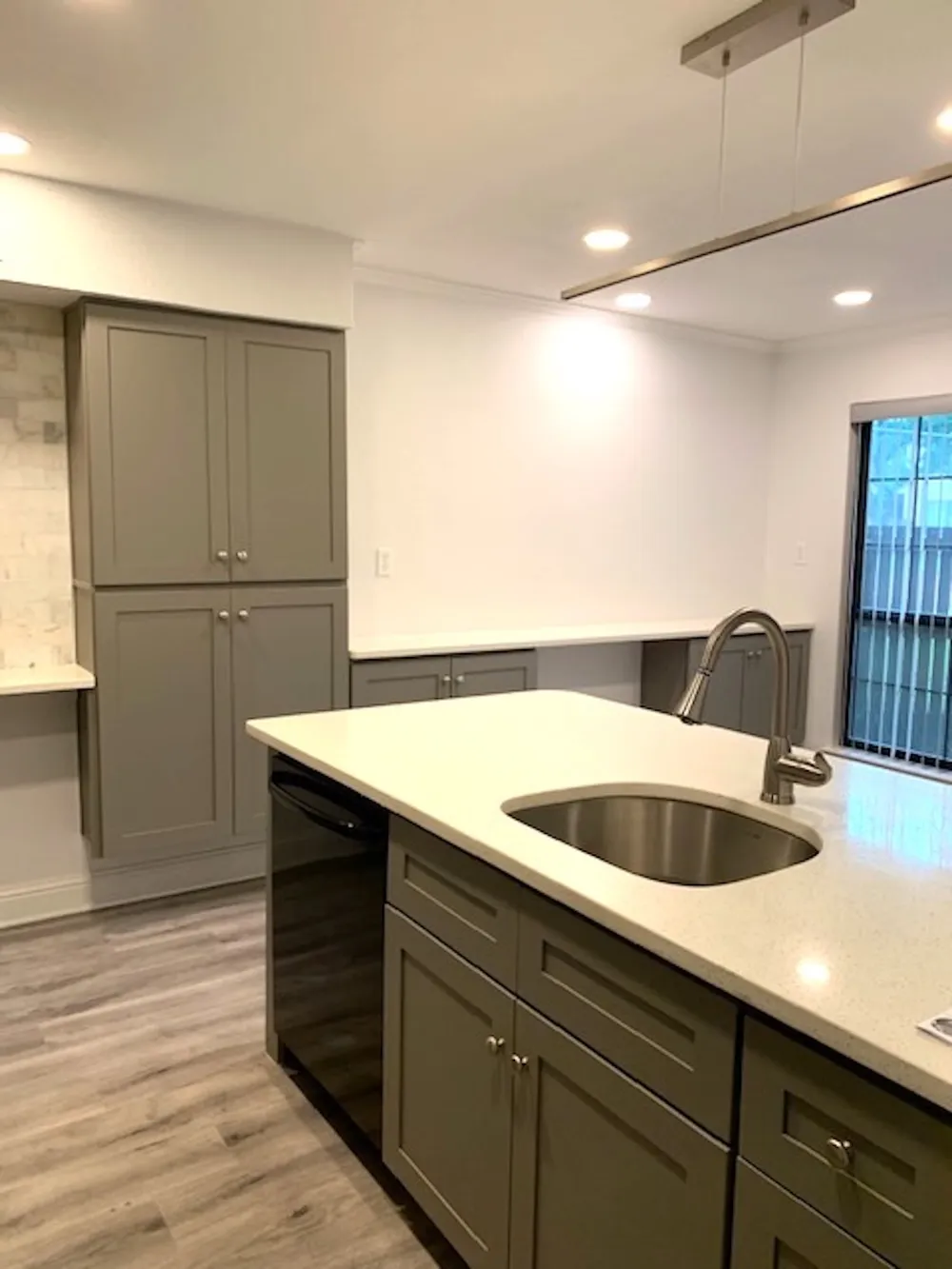 16301 Ledgemont Lane #101 Addison, TX 75001