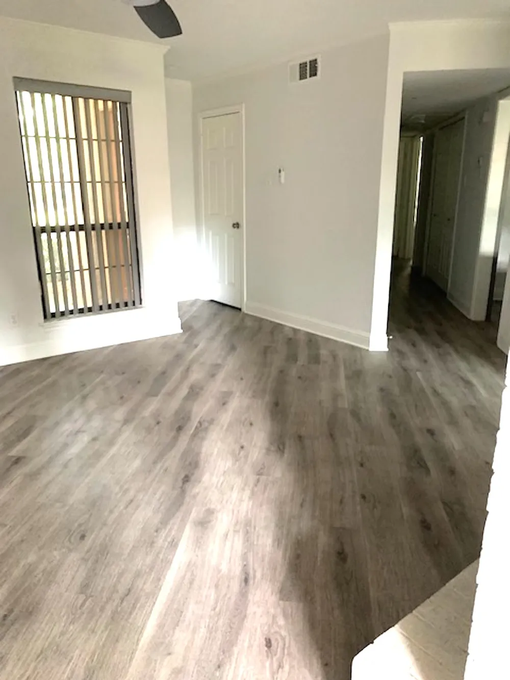 16301 Ledgemont Lane #101 Addison, TX 75001