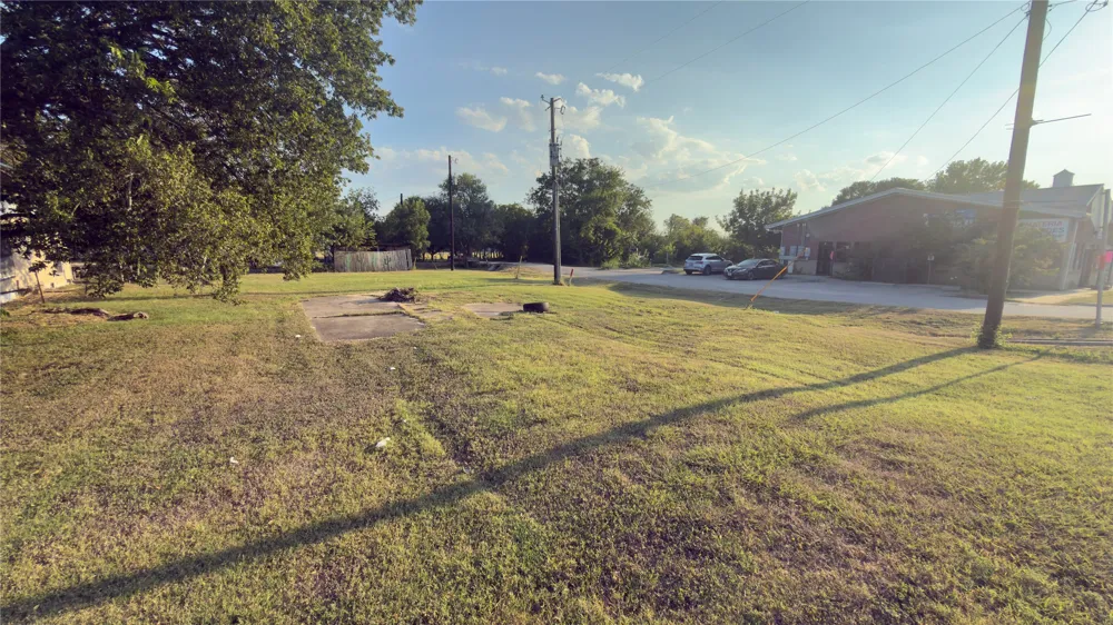 302 E Parsons Street Manor, TX 78653