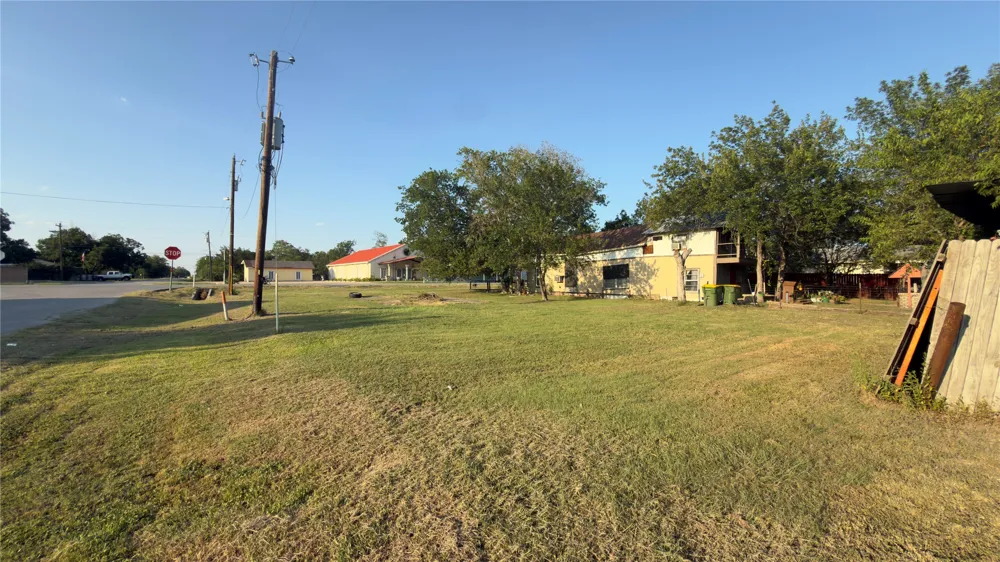 302 E Parsons Street Manor, TX 78653