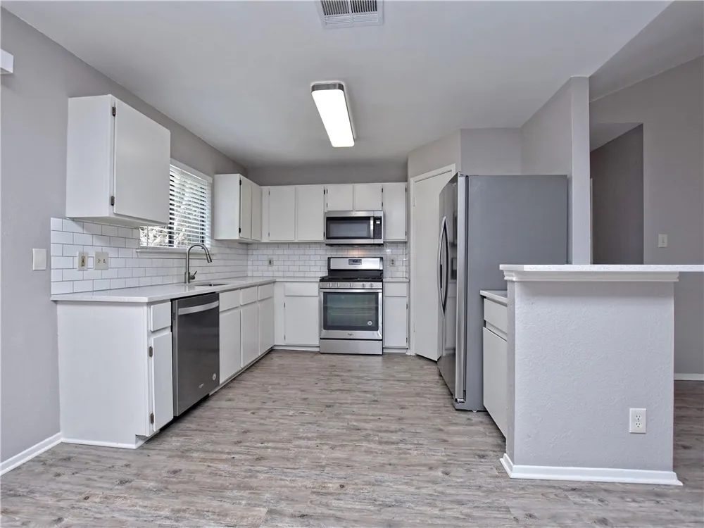 802 Primrose Lane Cedar Park, TX 78613