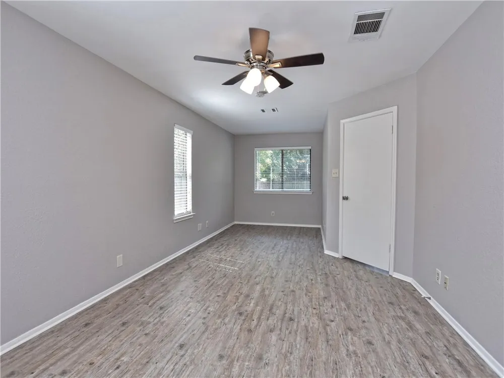 802 Primrose Lane Cedar Park, TX 78613