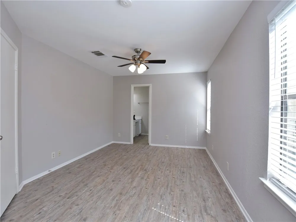 802 Primrose Lane Cedar Park, TX 78613