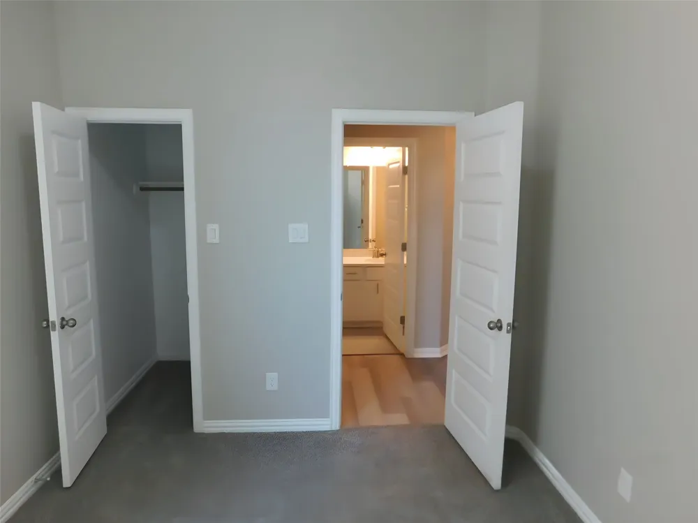 2121 WOODED RUN TRAIL Georgetown, TX 78628