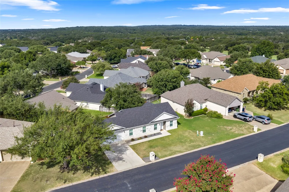 102 Fox Circle Burnet, TX 78611