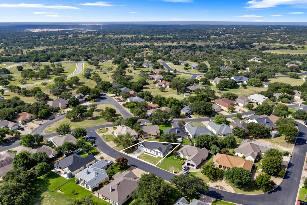 102 Fox Circle Burnet, TX 78611