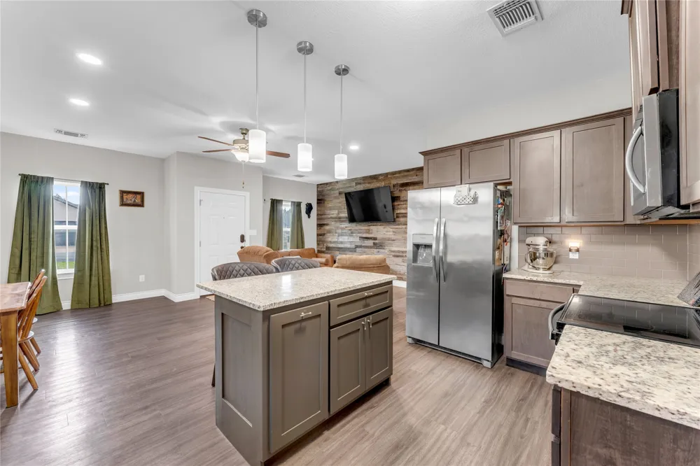 102 Fox Circle Burnet, TX 78611
