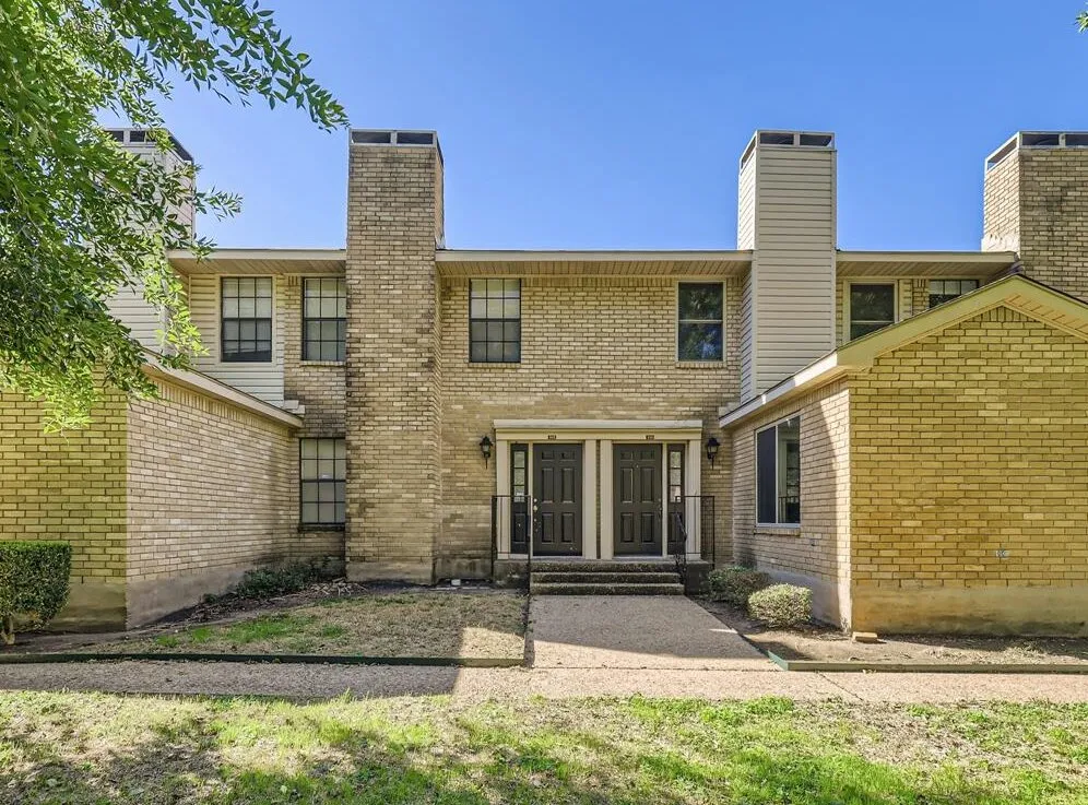 8400 Jamestown Drive #512 Austin, TX 78758