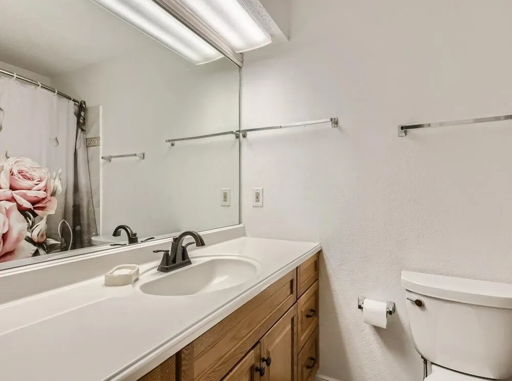 8400 Jamestown Drive #512 Austin, TX 78758
