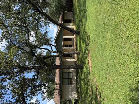 1009 Swallow Drive
