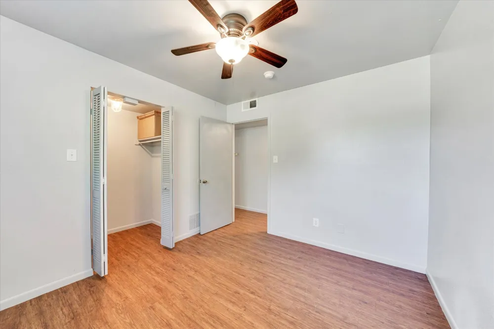 1130 Bois D'Arc St Lockhart, TX 78644