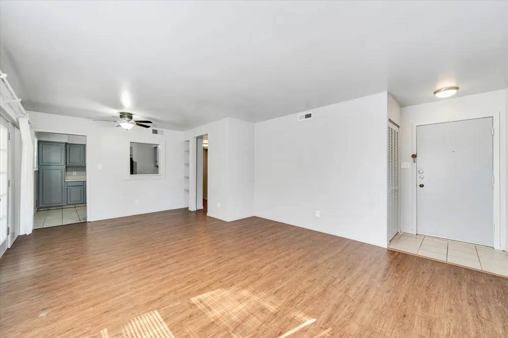 1130 Bois D'Arc St Lockhart, TX 78644