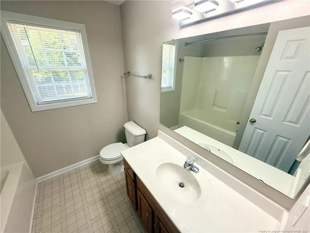 81 Essex Court W Sanford, NC 27332
