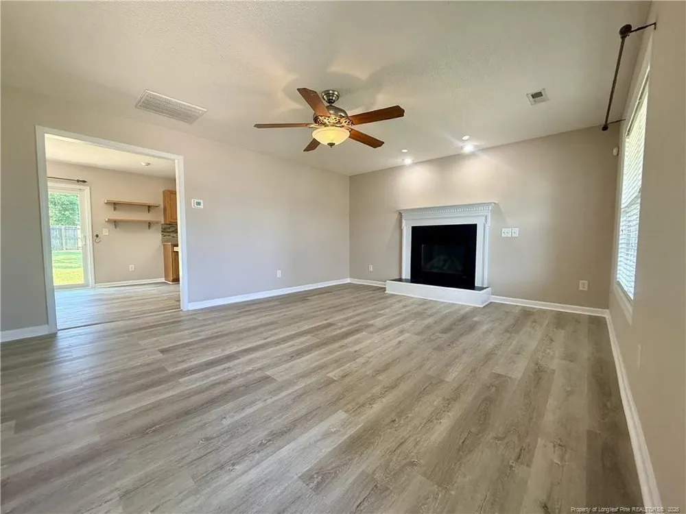 81 Essex Court W Sanford, NC 27332