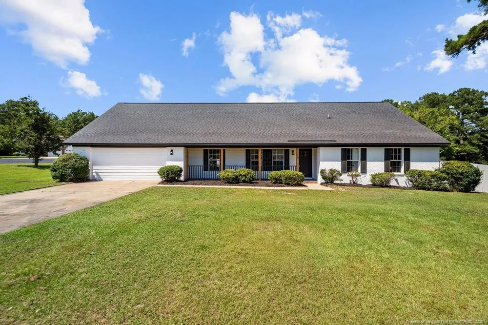 119 Hollow Lane Raeford, NC 28376