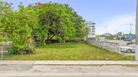 1618 NW 55th St