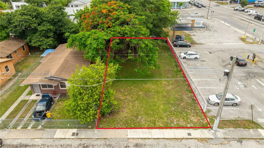 1618 NW 55th St Miami, FL 33142