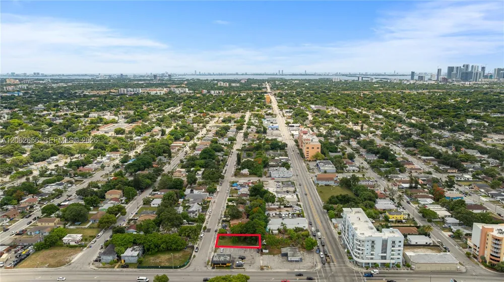 1618 NW 55th St Miami, FL 33142