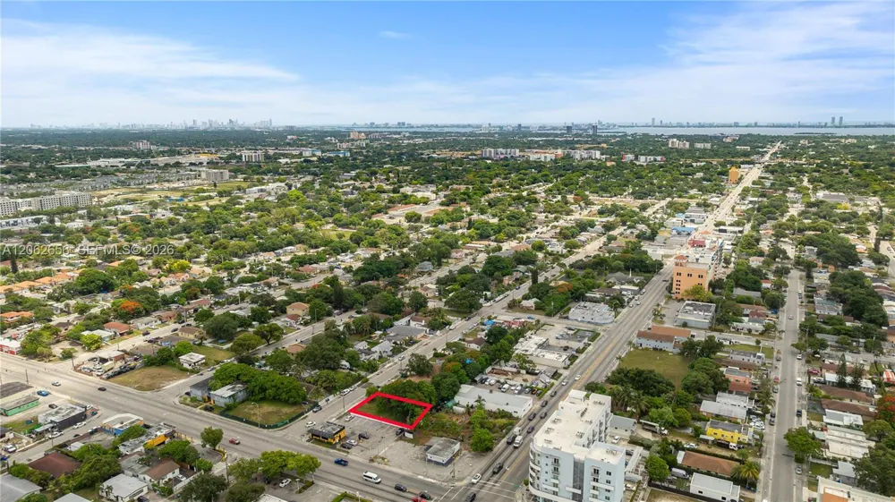 1618 NW 55th St Miami, FL 33142