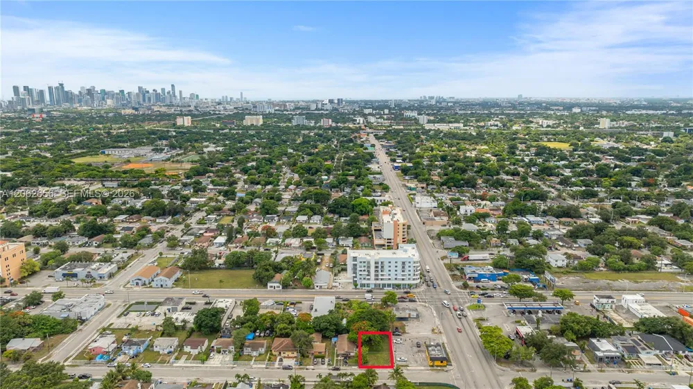 1618 NW 55th St Miami, FL 33142
