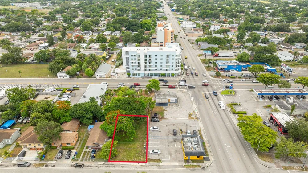 1618 NW 55th St Miami, FL 33142
