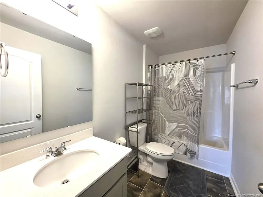 233 Chinook Lane Raeford, NC 28376