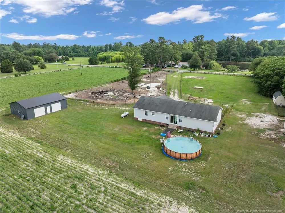 1435 Old Mintz Highway Roseboro, NC 28382