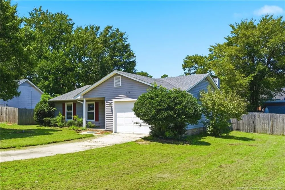 5441 Archer Road Hope Mills, NC 28348