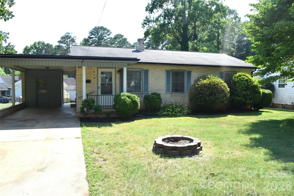 515 Kerr Street Statesville, NC 28677