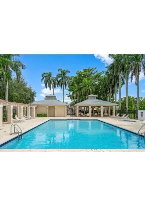 4021 SW 72ND TERRACE Davie, FL 33314